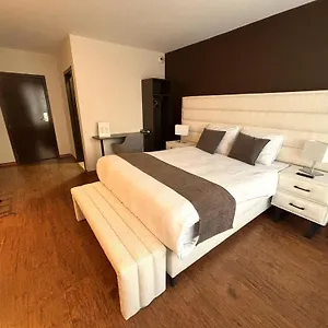 Escale 3* Saint-Gilles