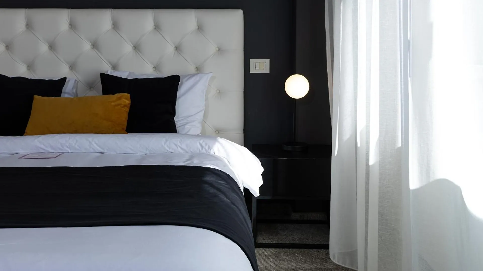 Orhideea Residence & Spa Bucharest 4*,